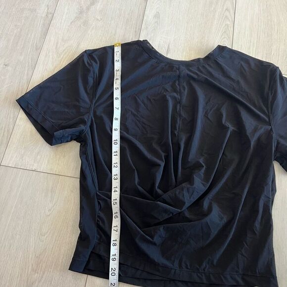Lululemon women’s top size M - Picture 2 of 7